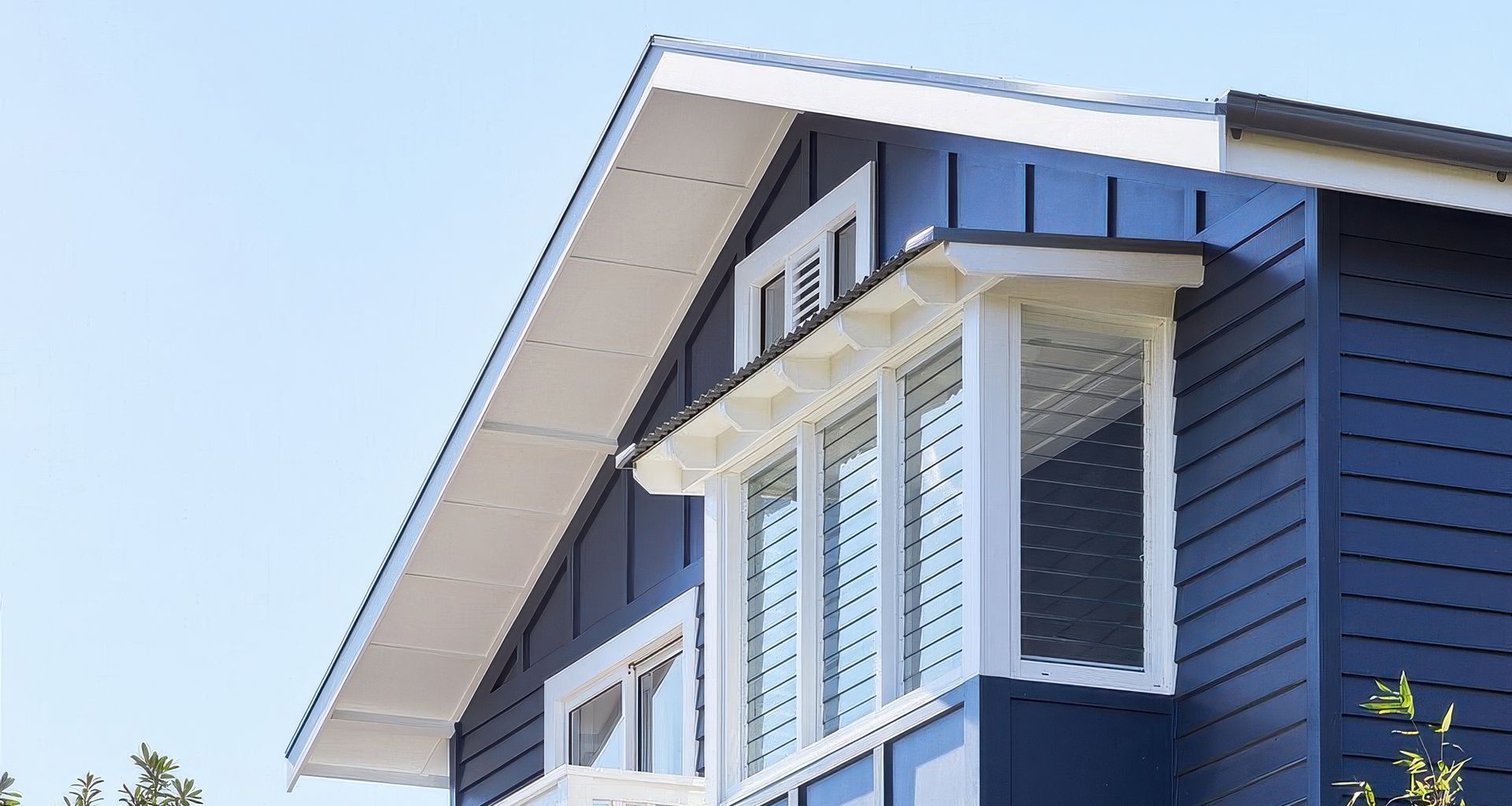 Reef House banner