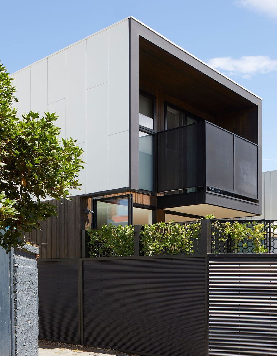 Neville St Residence, Middle Park