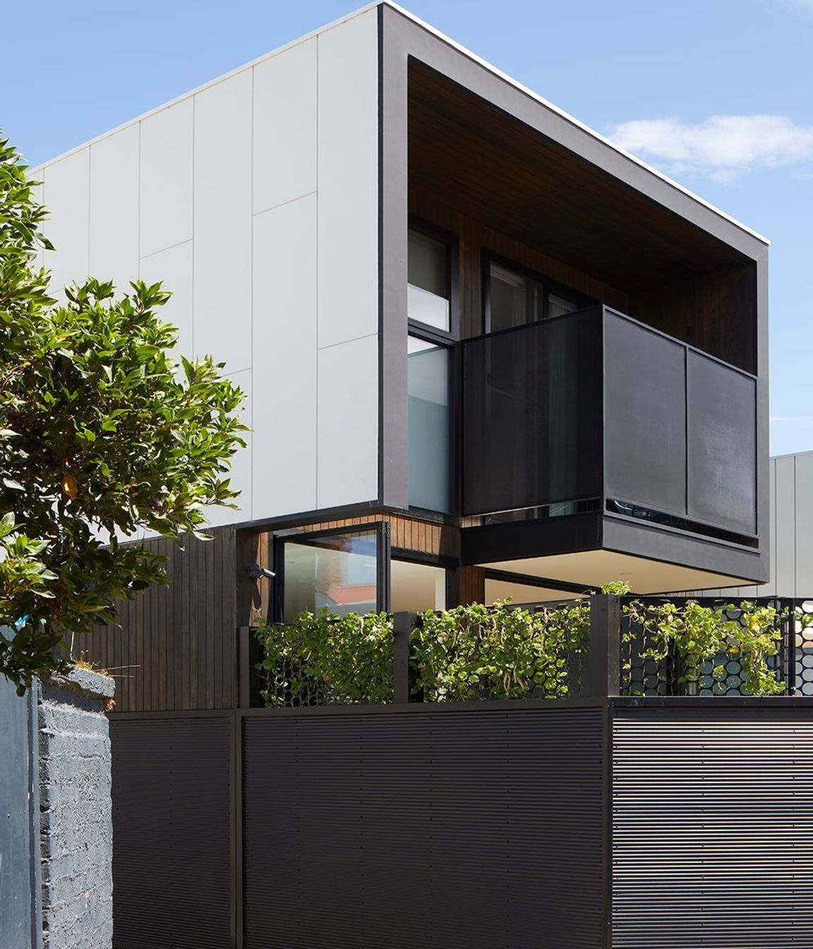 Neville St Residence, Middle Park