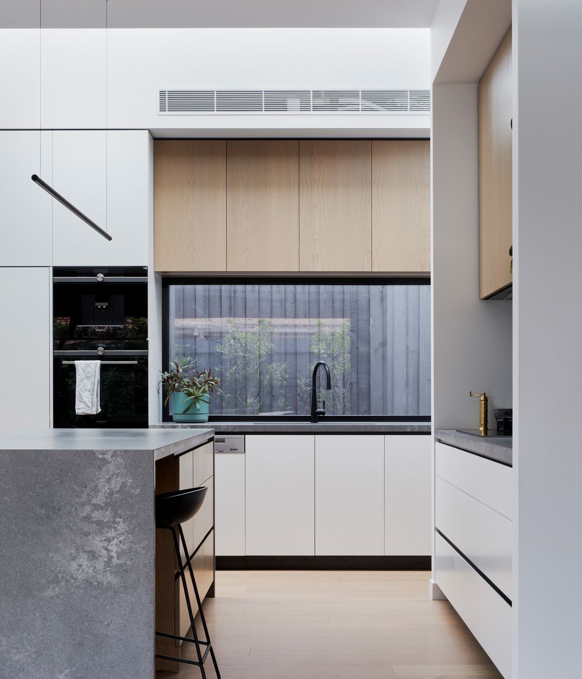 Washington Avenue Residence
