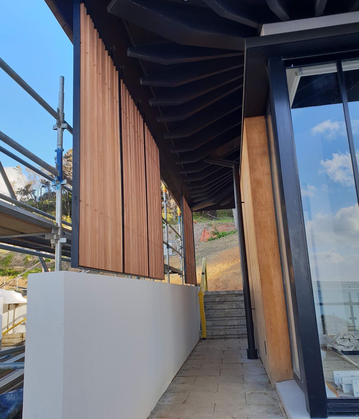 Decking with privacy wall