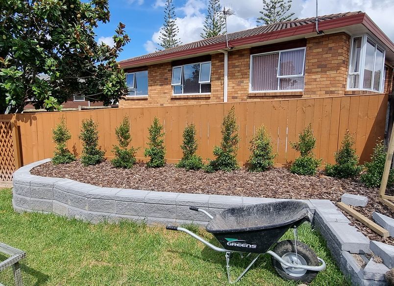 Multiple style fences - Glendene