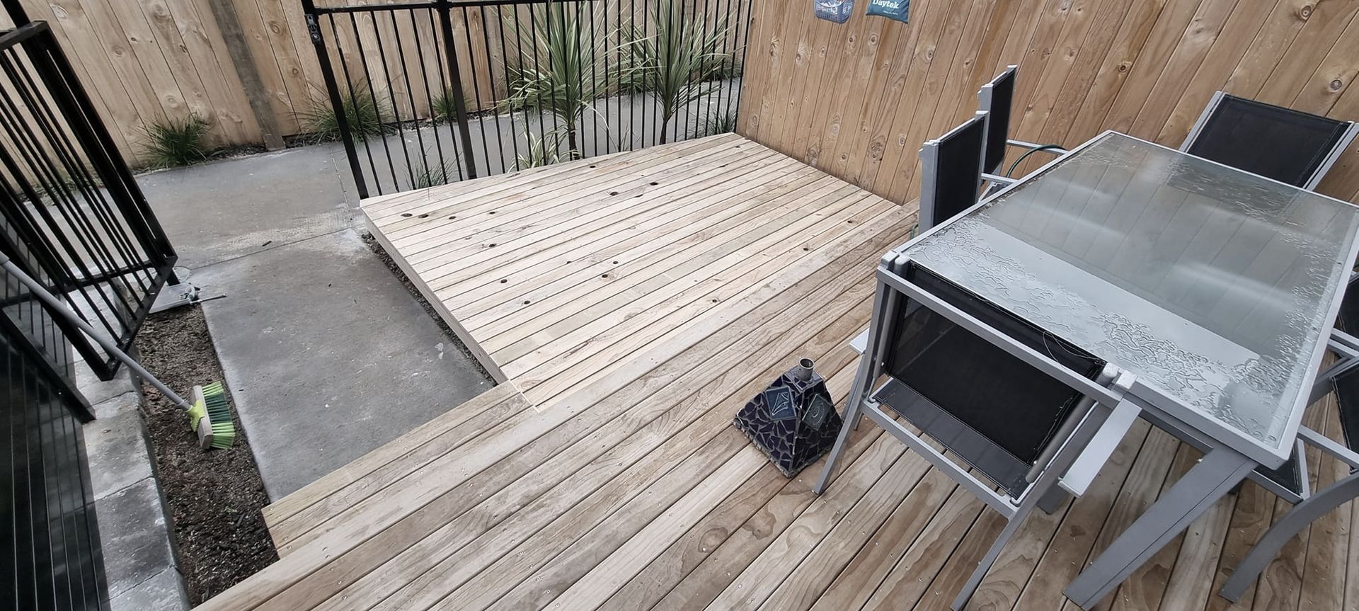 Deck extension - Te Atatu banner