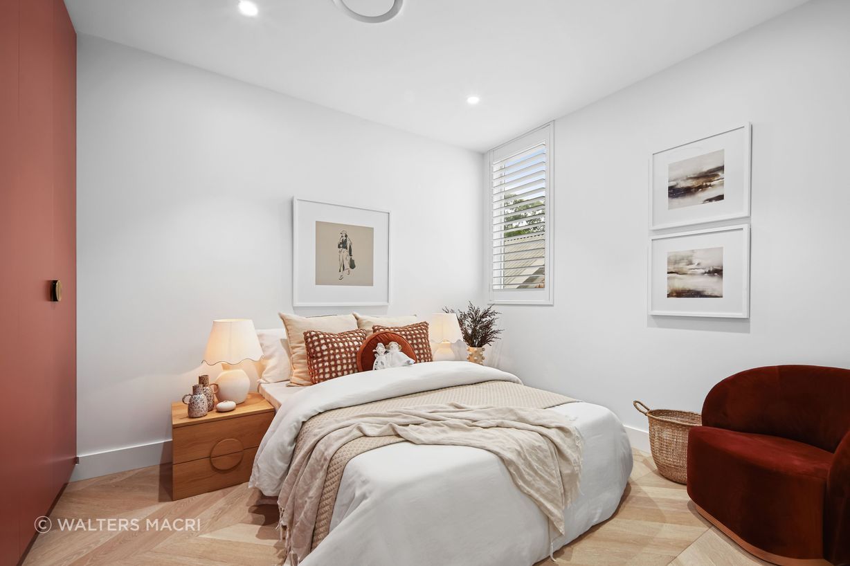 43DarleyStreetNewtownHighBedroom1.jpg