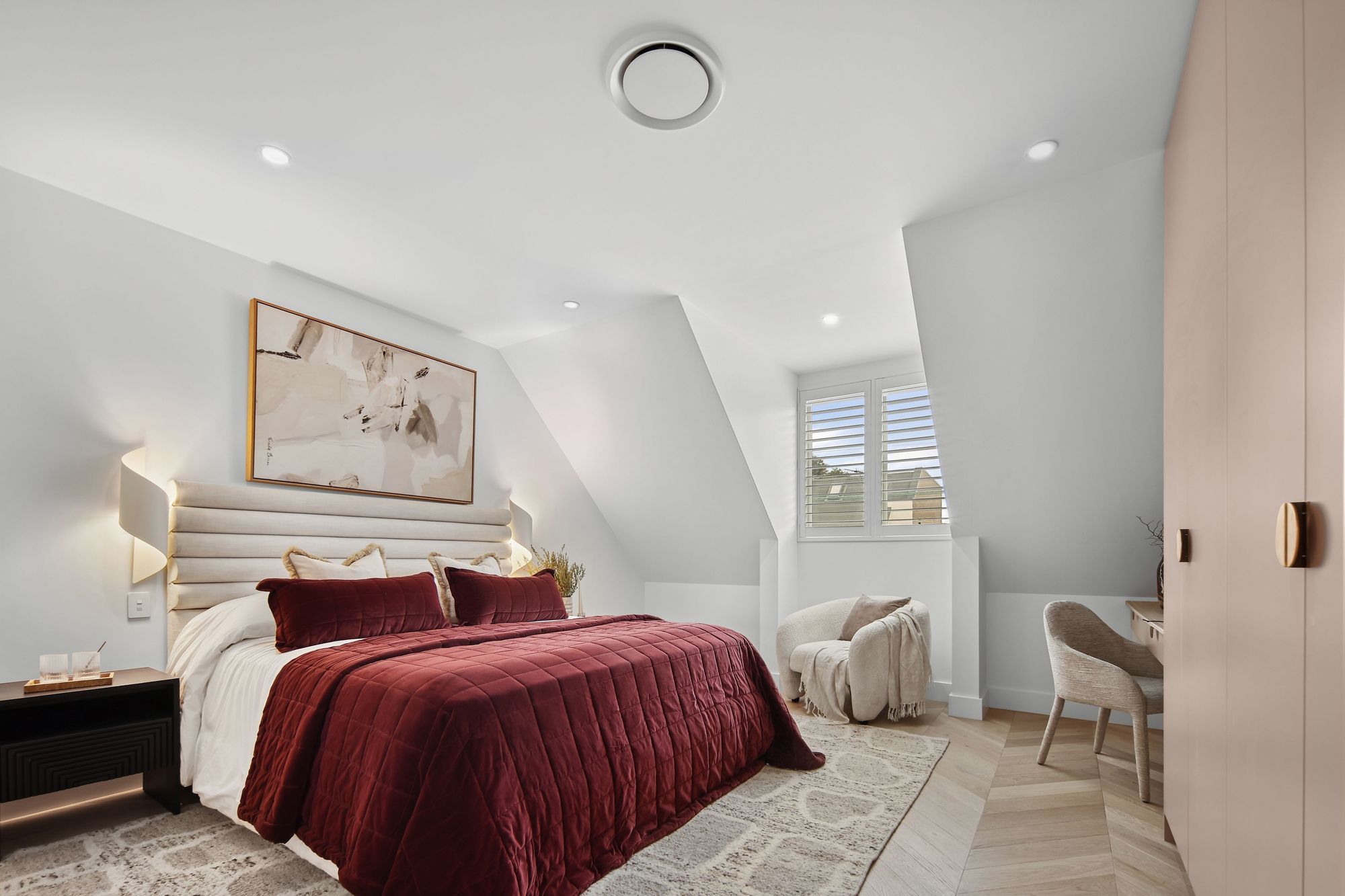 43DarleyStreetNewtownHighBedroom2.jpg