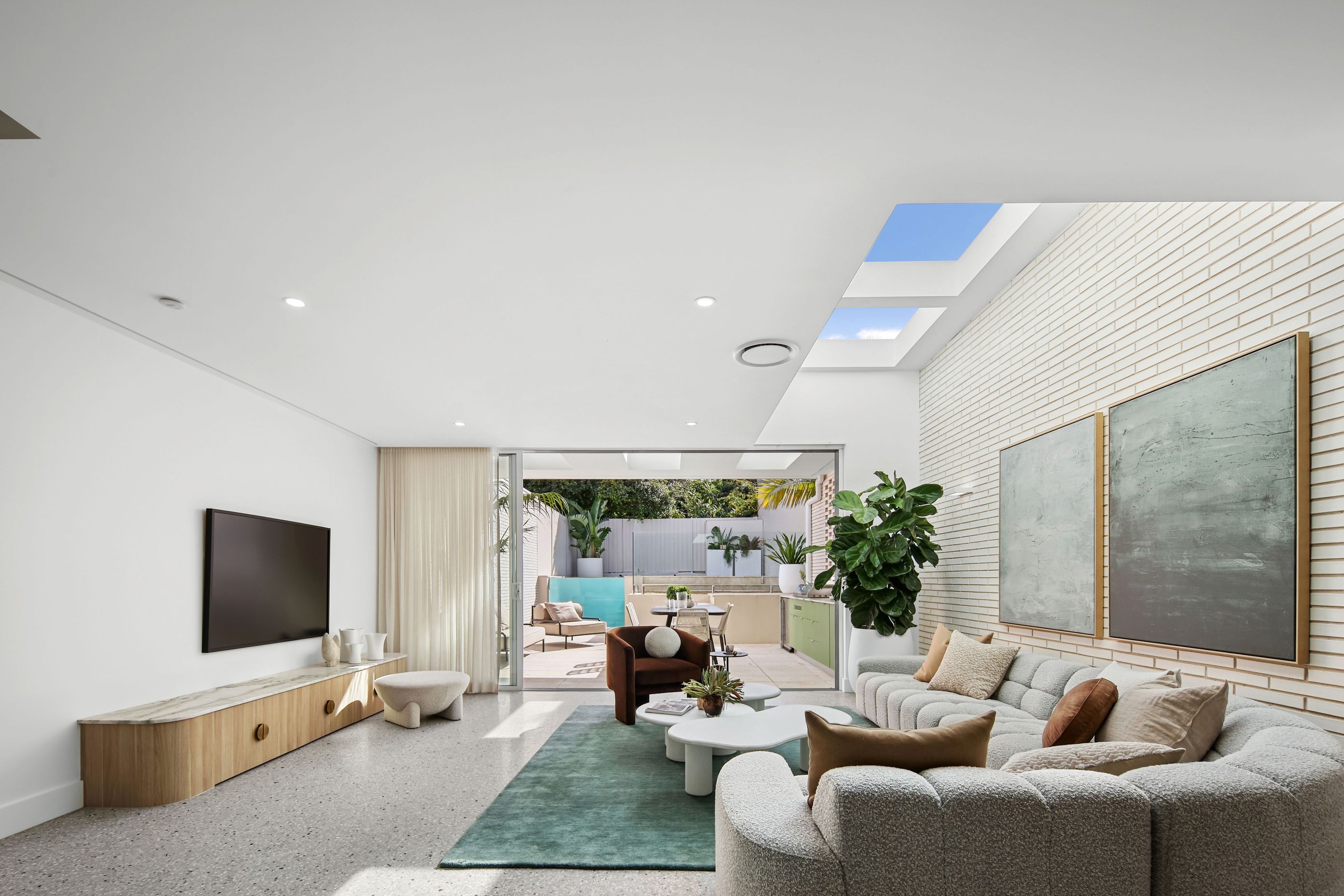 43DarleyStreetNewtownHighLiving.jpg