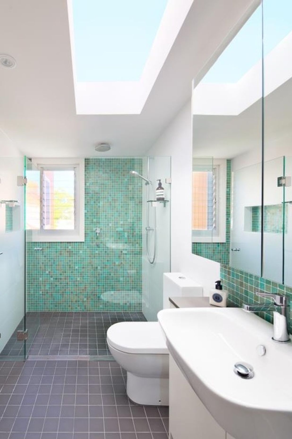 ##Annandale House 1