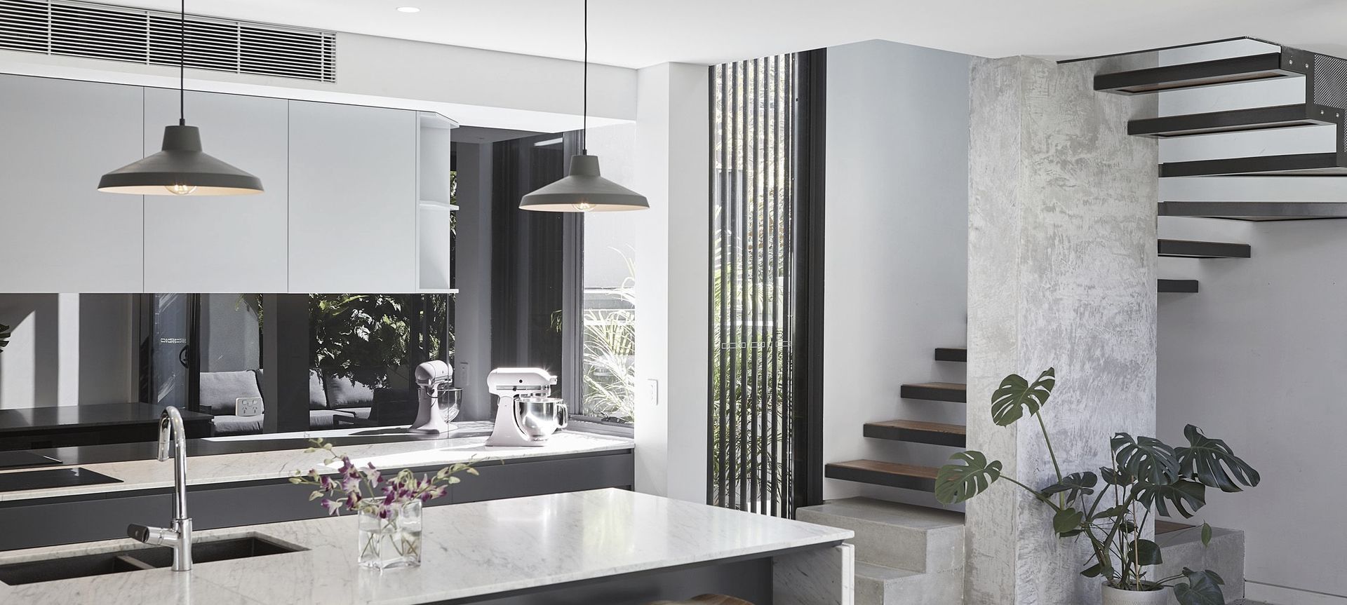 Green Wall House banner