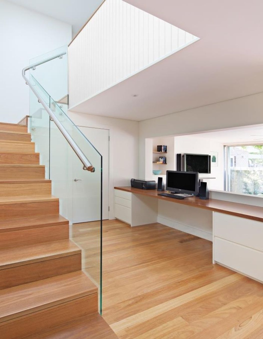 ##Annandale House 1