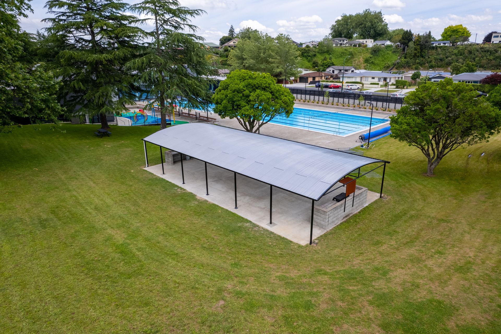 Archgola Cambridge Perry Aquatic Centre