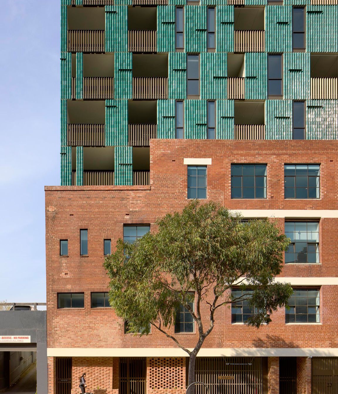 Brick-Inlay-Tan-Ta-lower-facade-v2.jpg