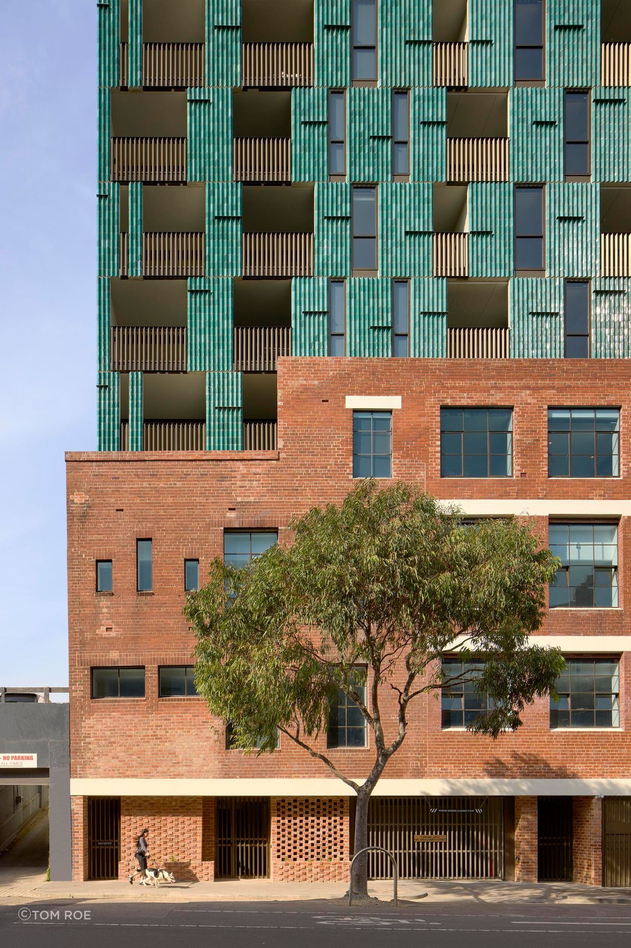 Brick-Inlay-Tan-Ta-lower-facade-v2.jpg