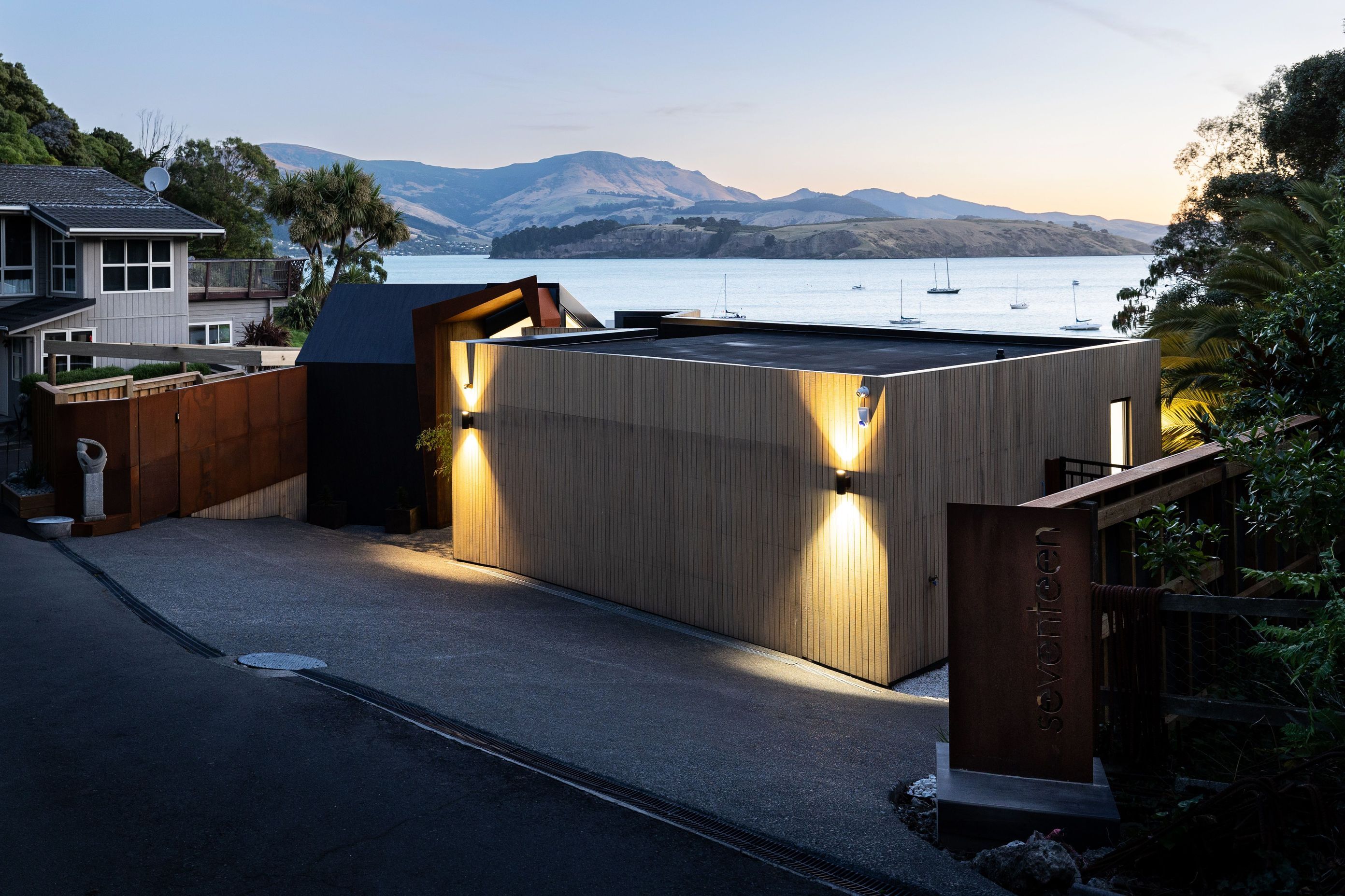 Cass Bay House