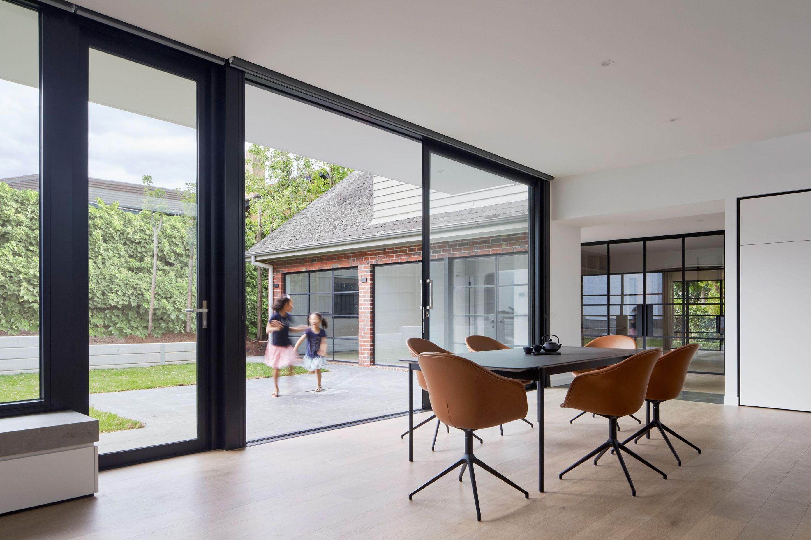 ##Robinson Road House, Hawthorn