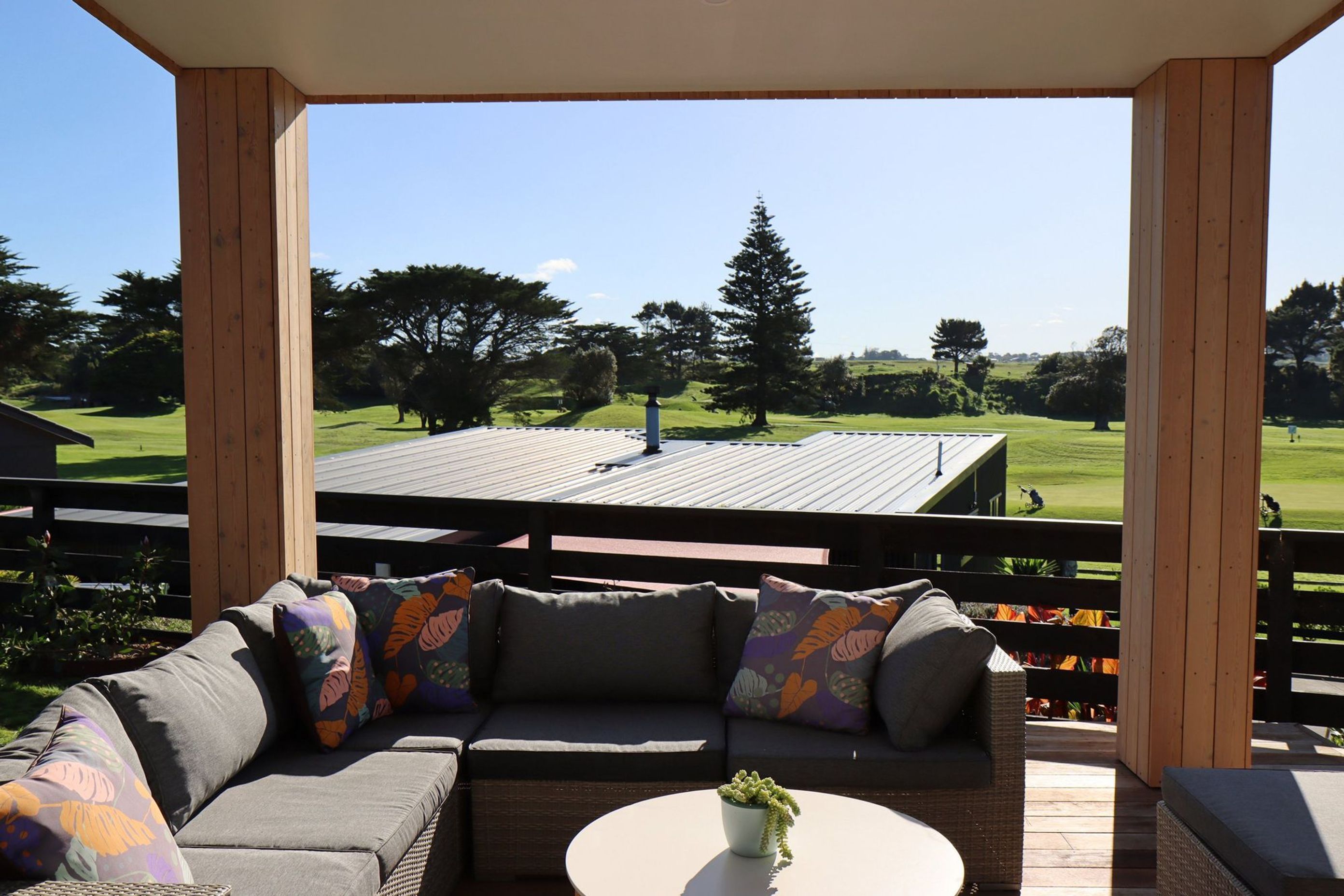 Covered-Outdoor-Entertainment-Area11.jpg