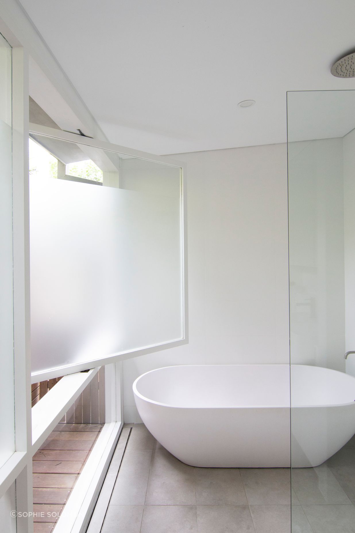 Simple , minimal but functional finishes to the bathroom.