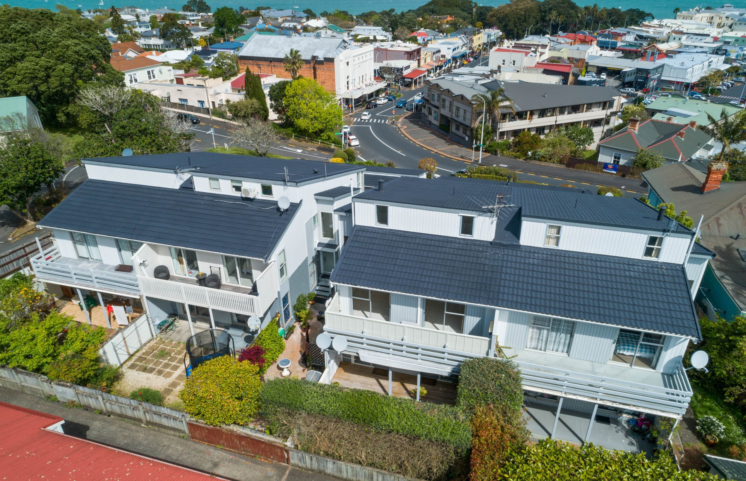 Victoria Street, Devonport