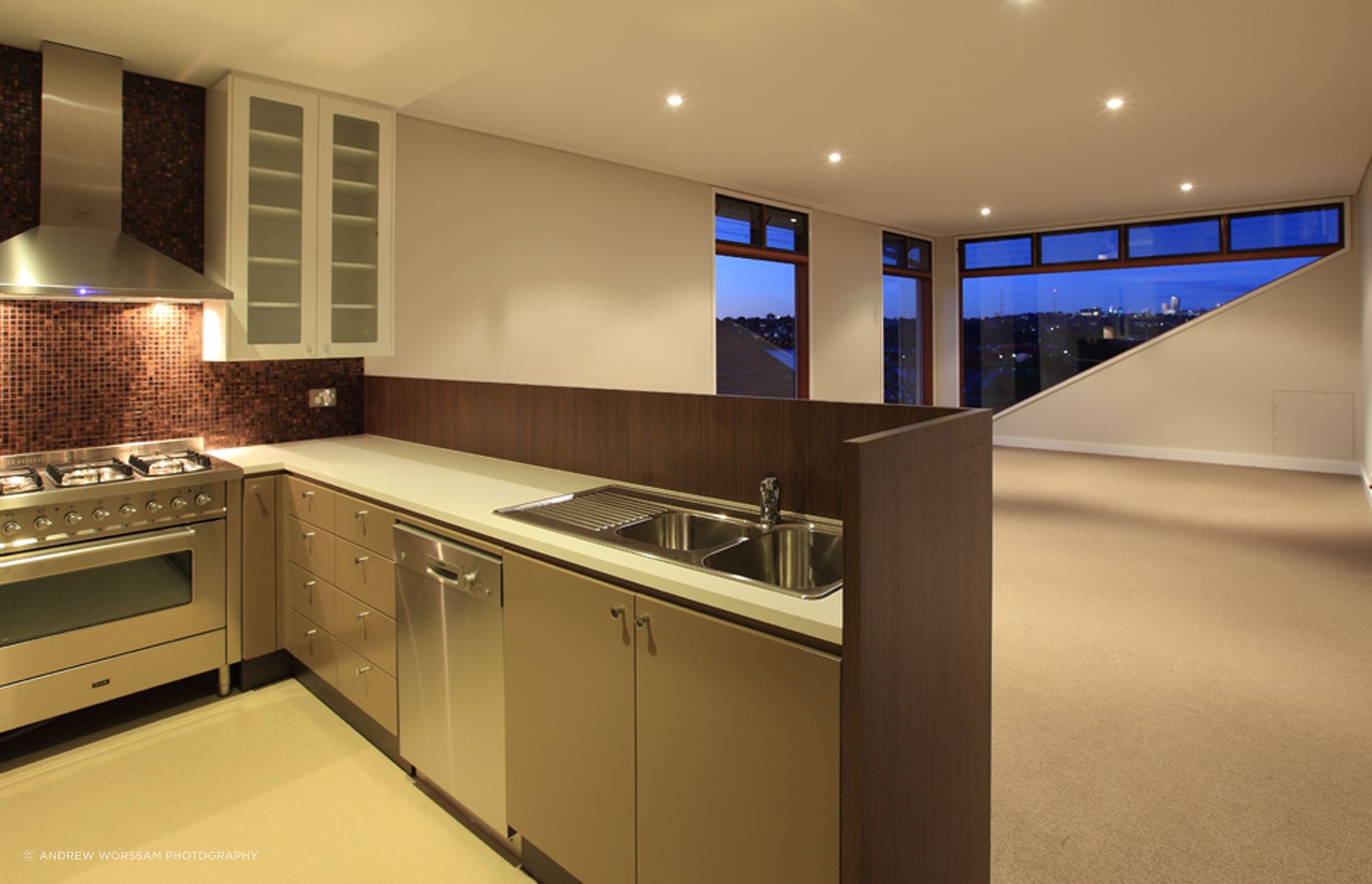 DRUMMOYNE-SEMIDETACHED07.jpg