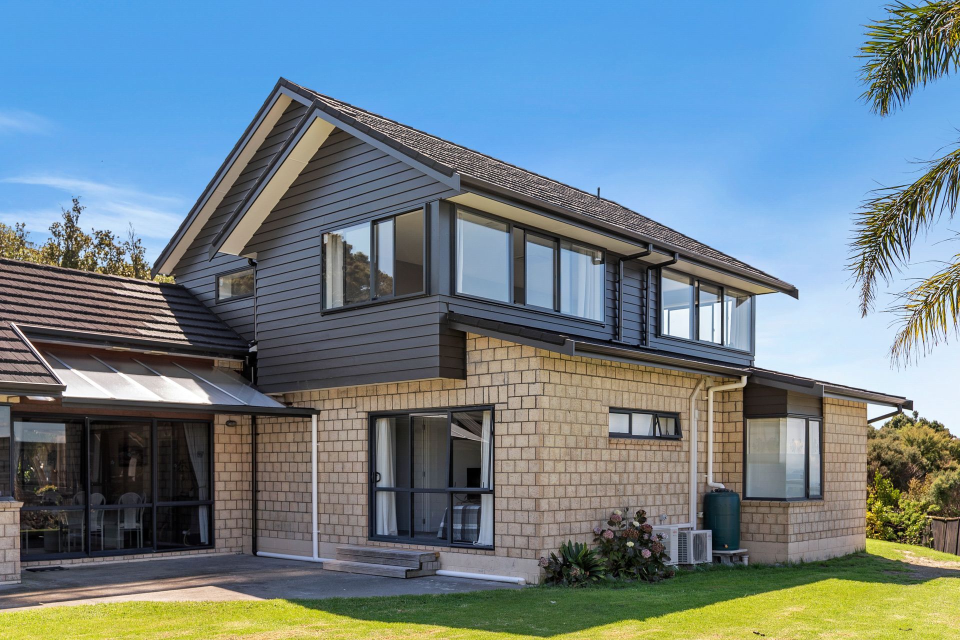 Matakatia Bay - Second Story Addition