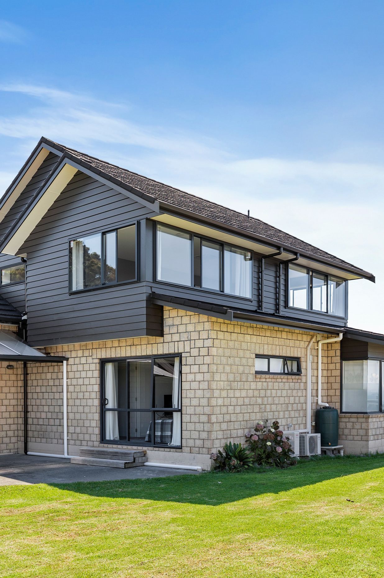 Matakatia Bay - Second Story Addition