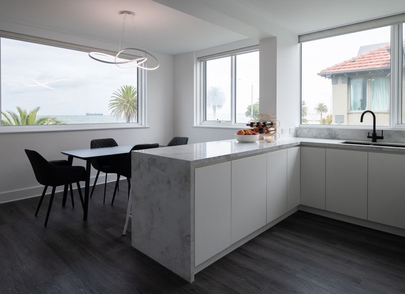 Middle Park Apartment