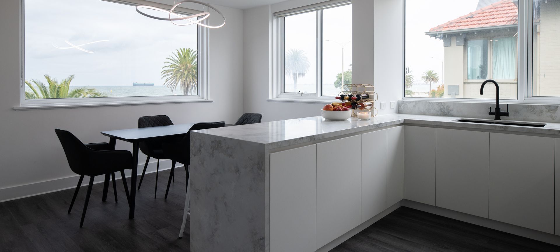 Middle Park Apartment banner