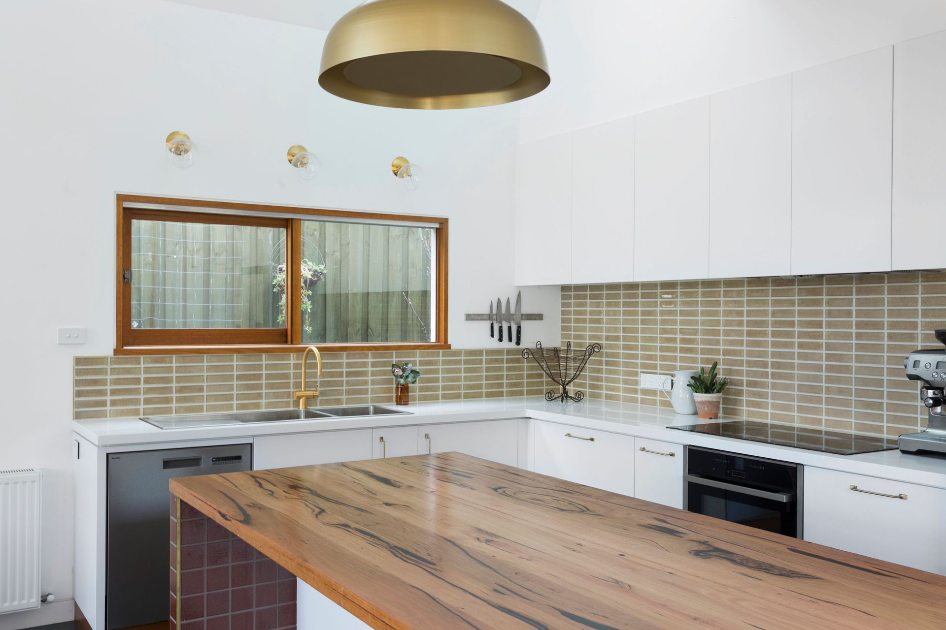 Clifton Hill Extension