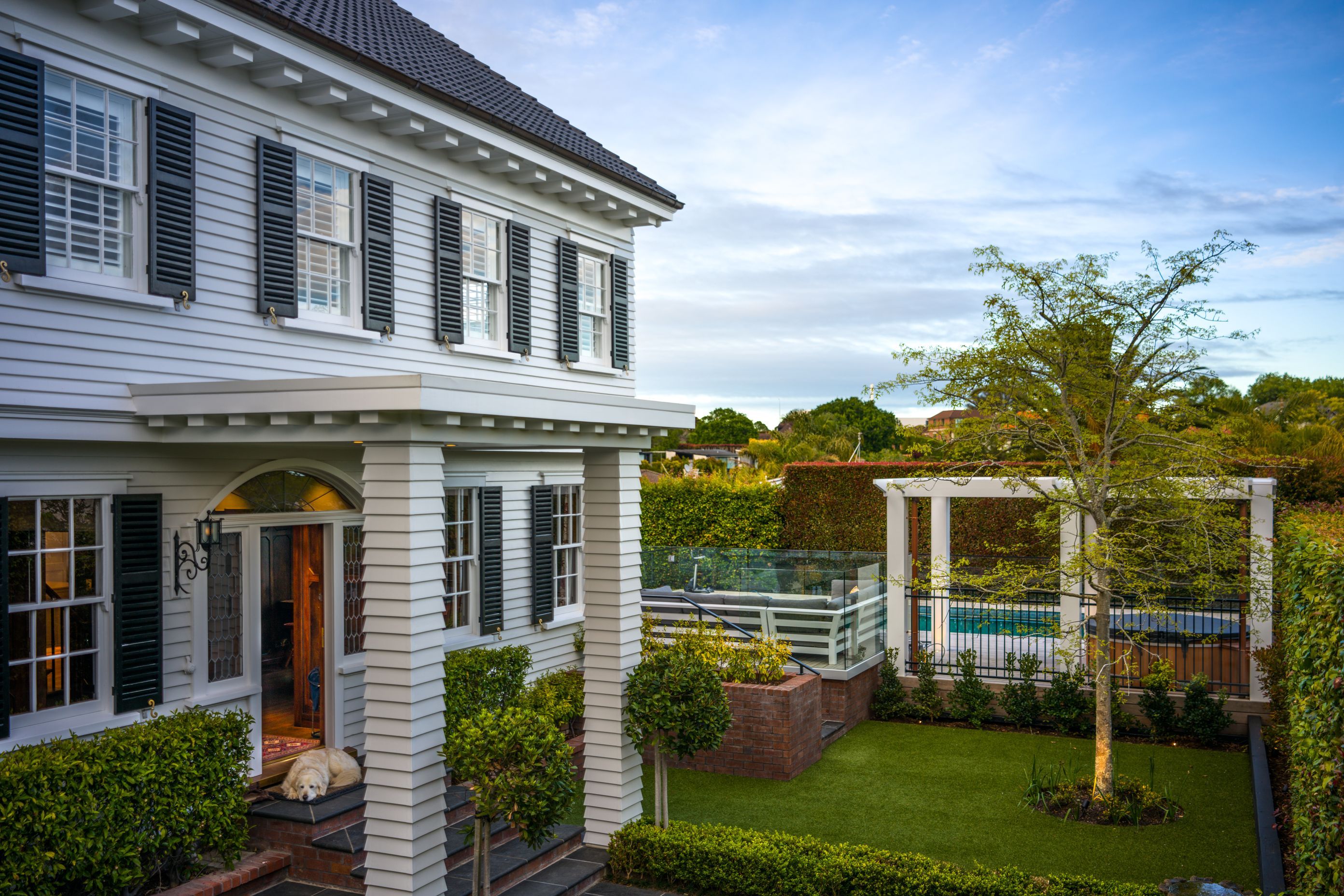 Front-entry-pergola-PM.jpg