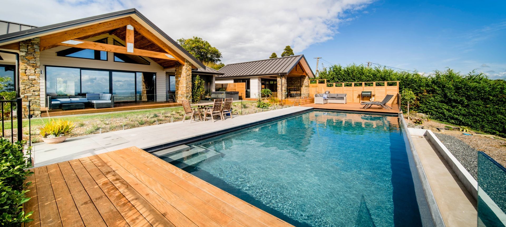Waikopua Pool House banner