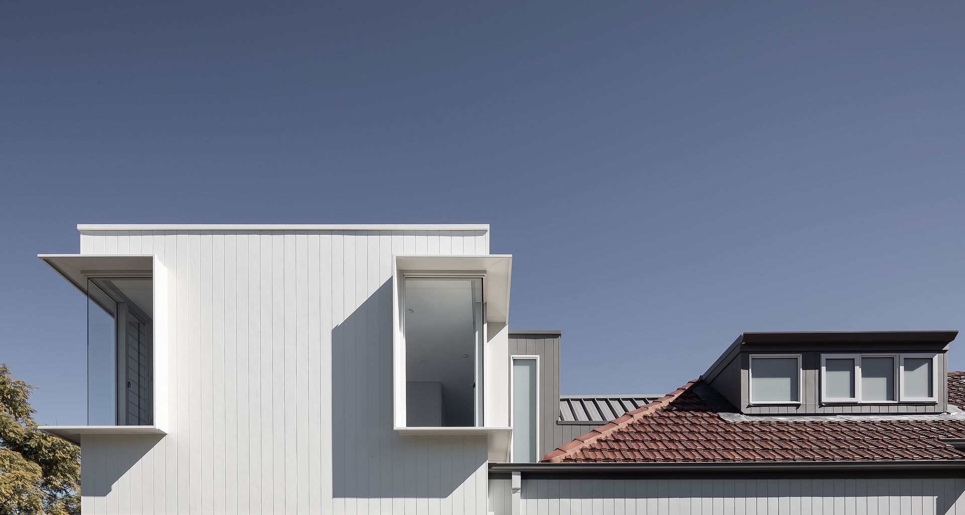 O'Niell St, Lilyfield banner