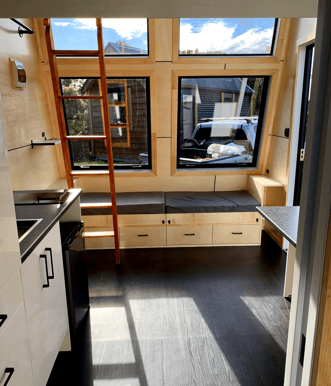 Hibernate Tiny Home