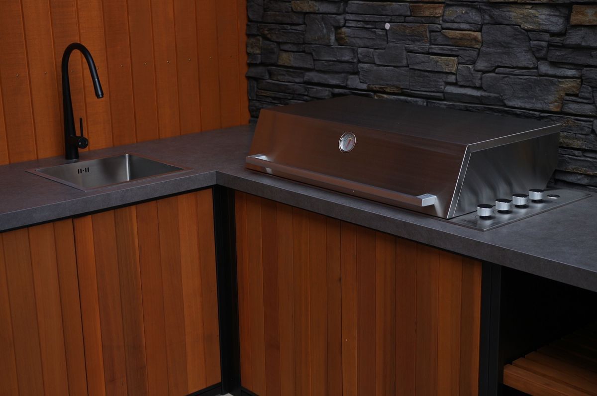 Arrowtown Outdoor Kitchen