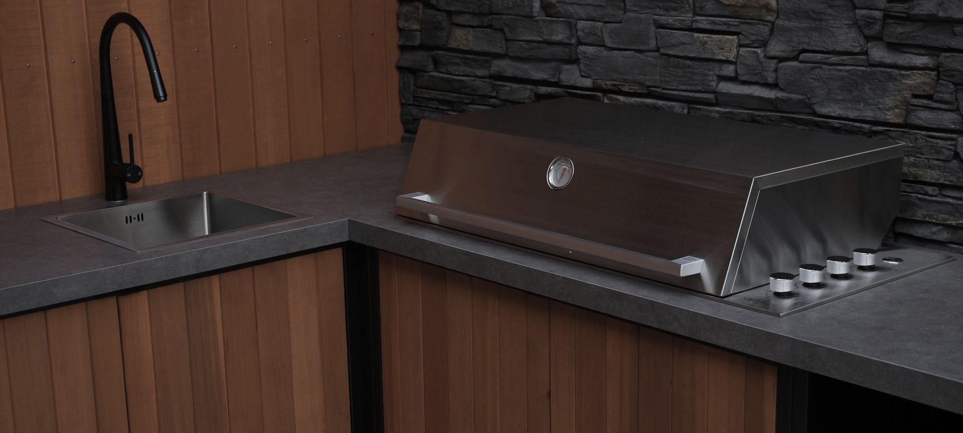 Arrowtown Outdoor Kitchen banner