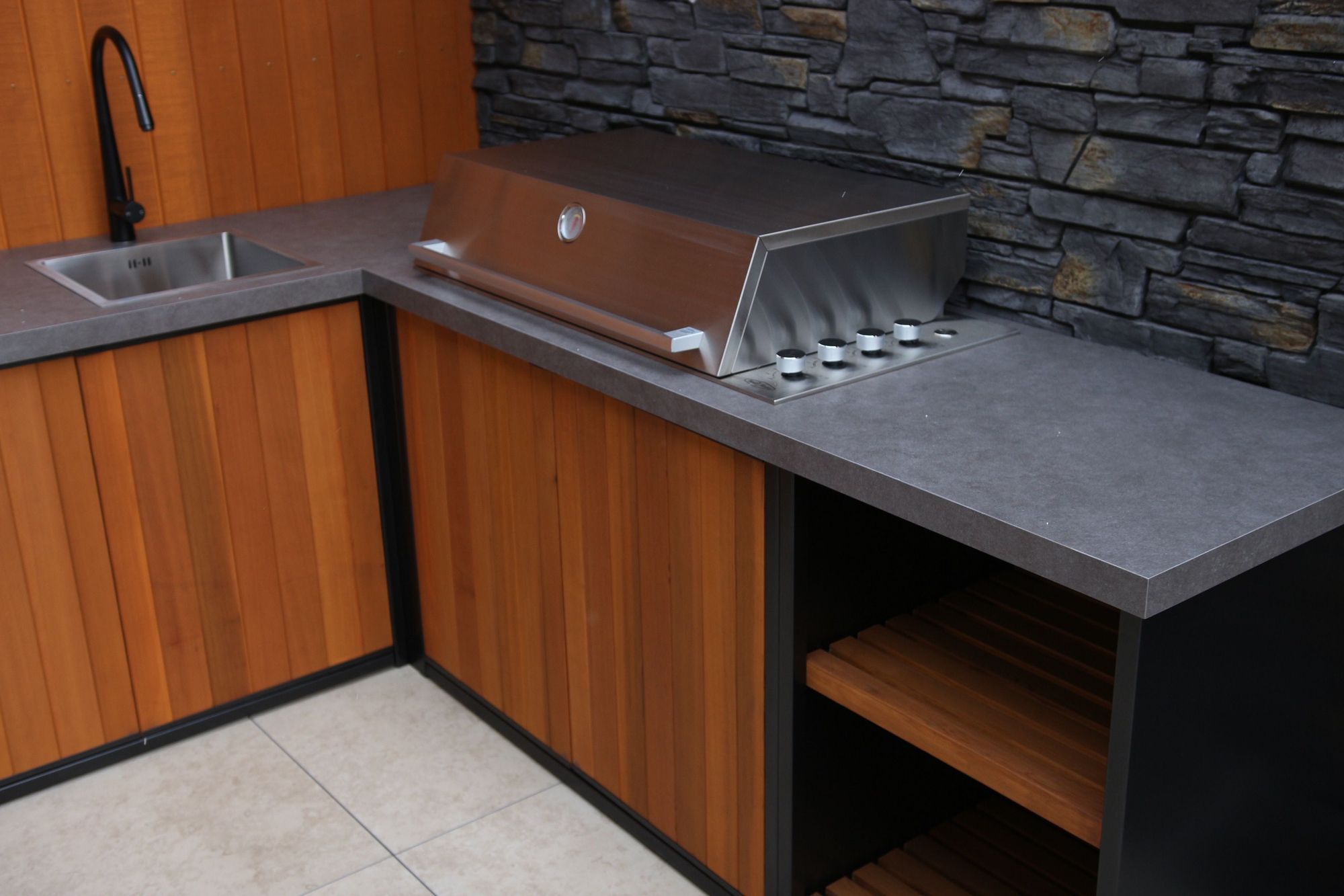 Arrowtown Outdoor Kitchen