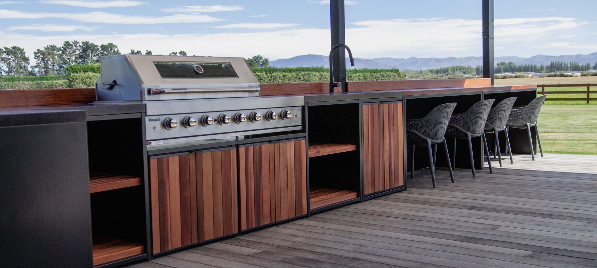 Fernside Outdoor Kitchen banner