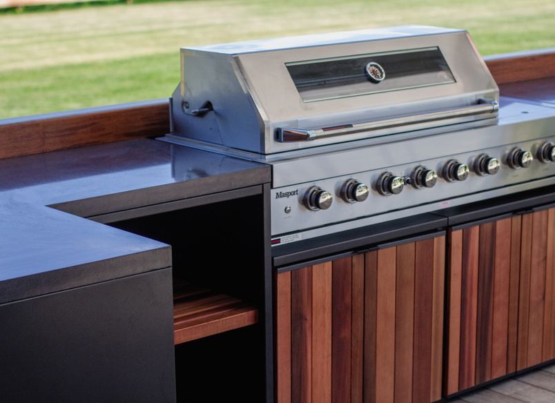 Fernside Outdoor Kitchen