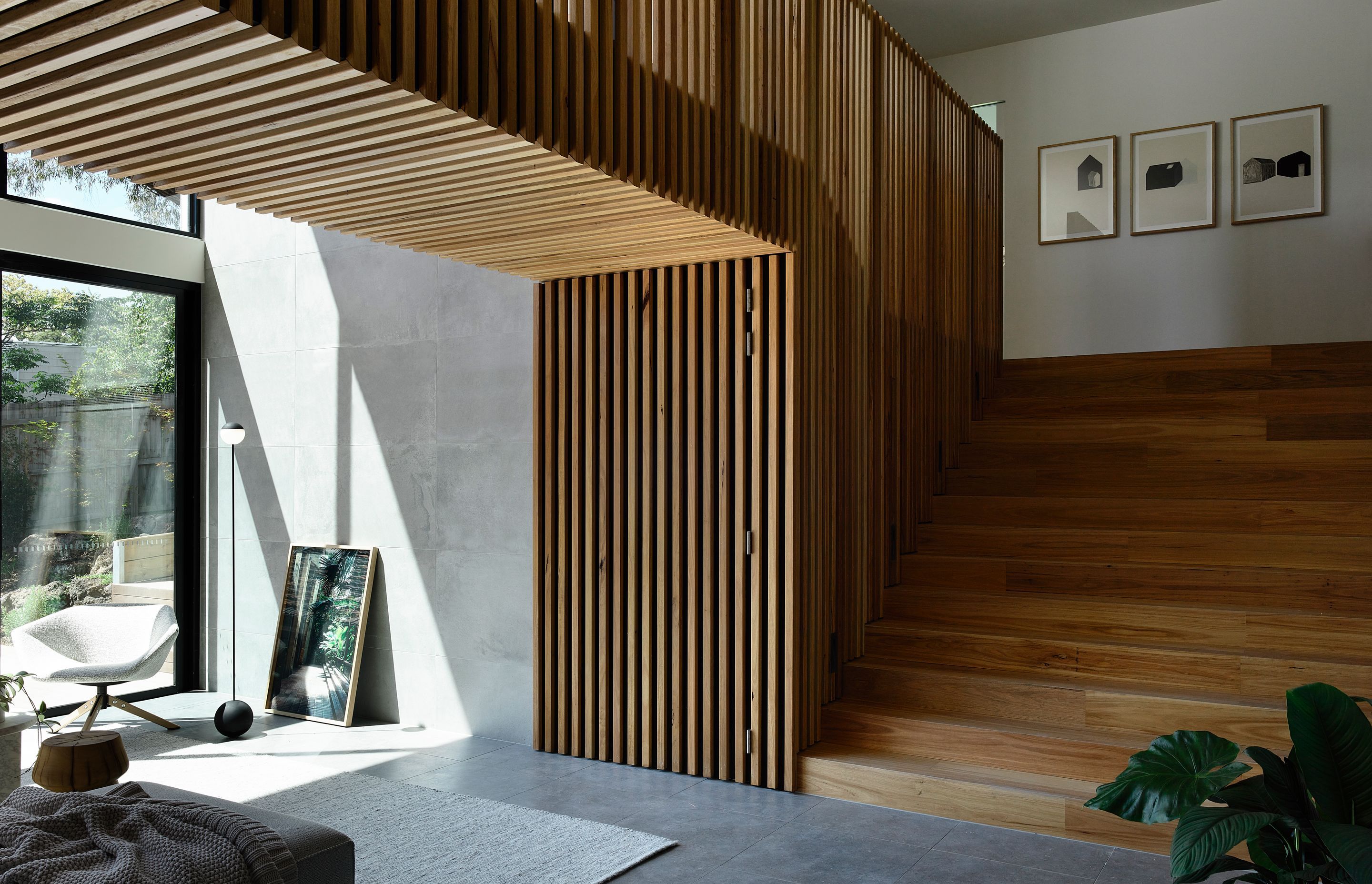 Link Bridge House