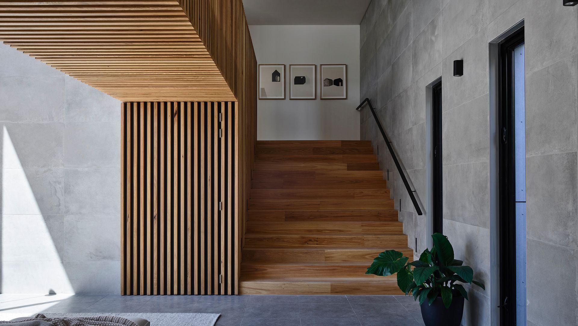 Link Bridge House banner