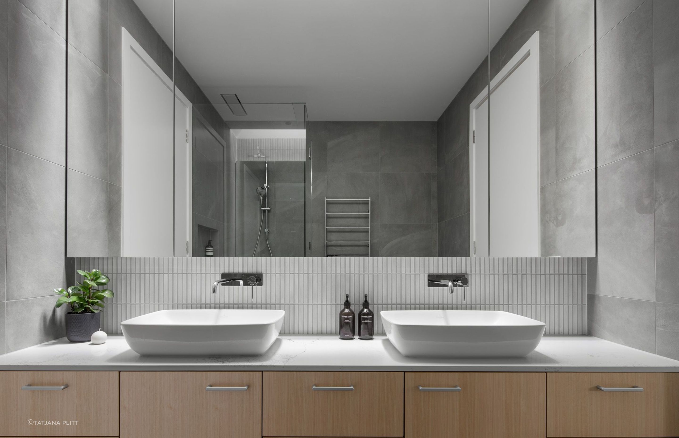 KJ-ArchitectureBay-PearlTatjana-Plitt0113.jpg