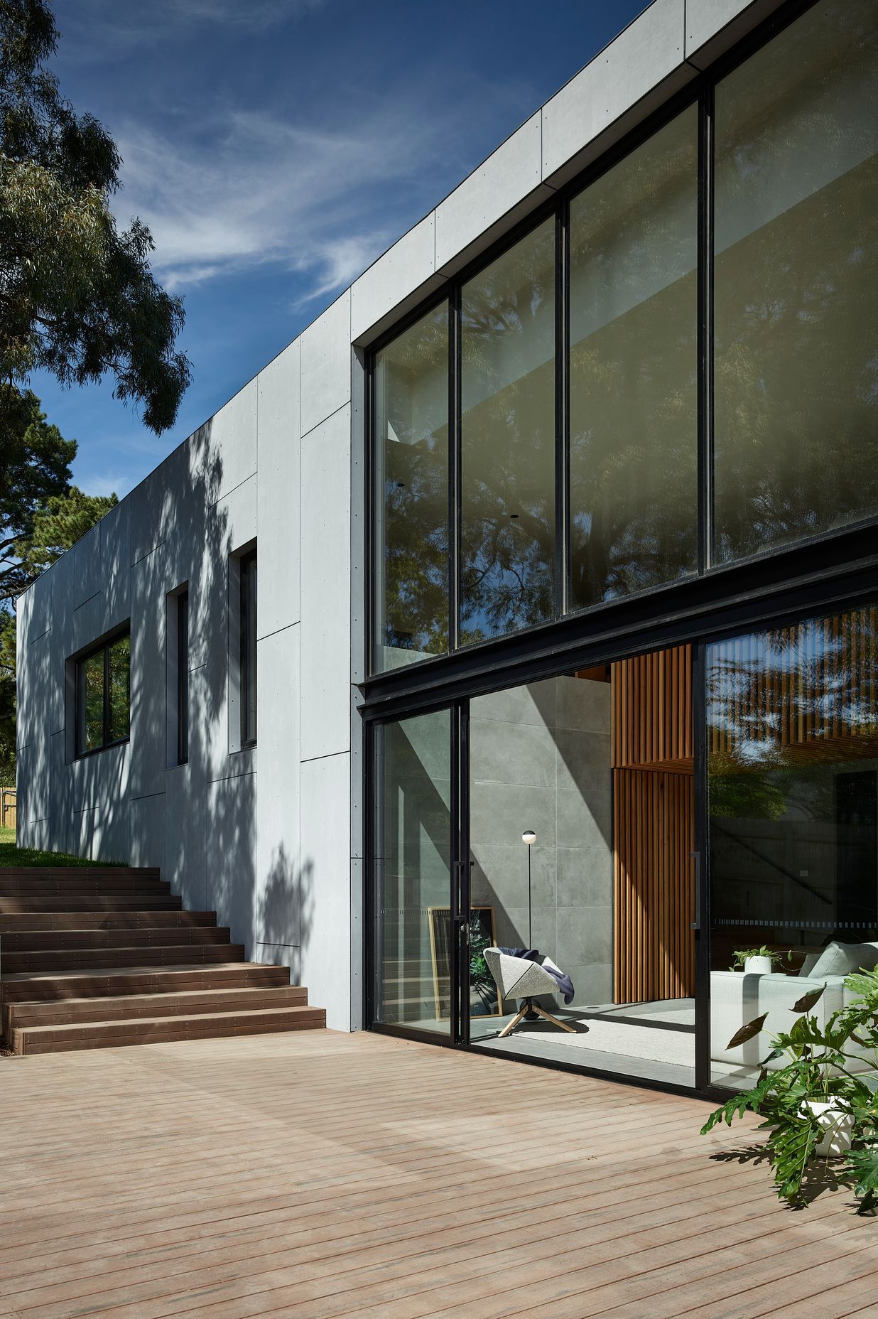 Link Bridge House