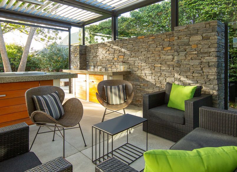 Knowles Street outdoor living