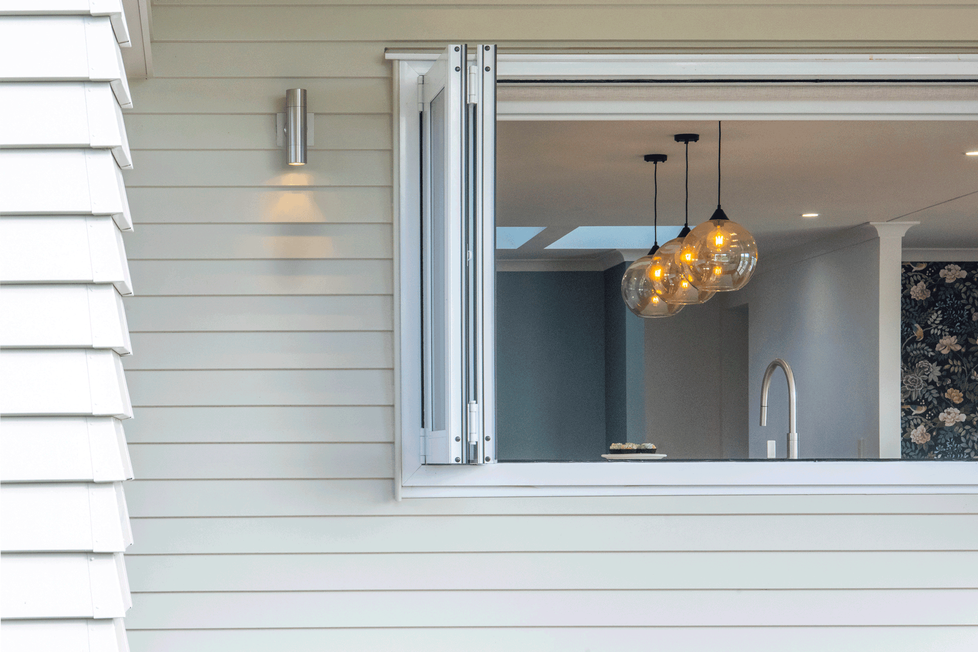 MHD-shades-of-hydrangea-exterior-kitchen-lights.png