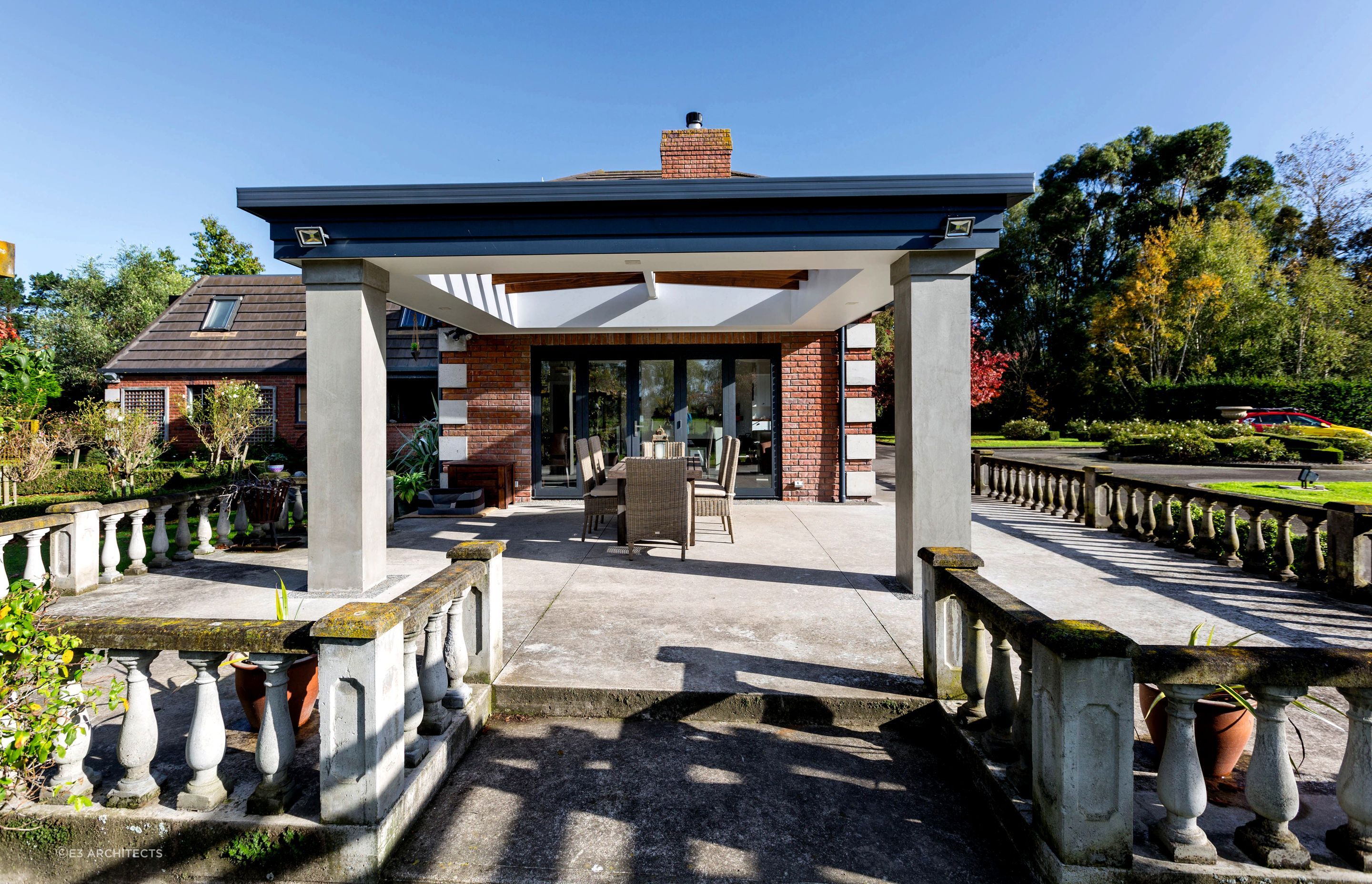 Morris House