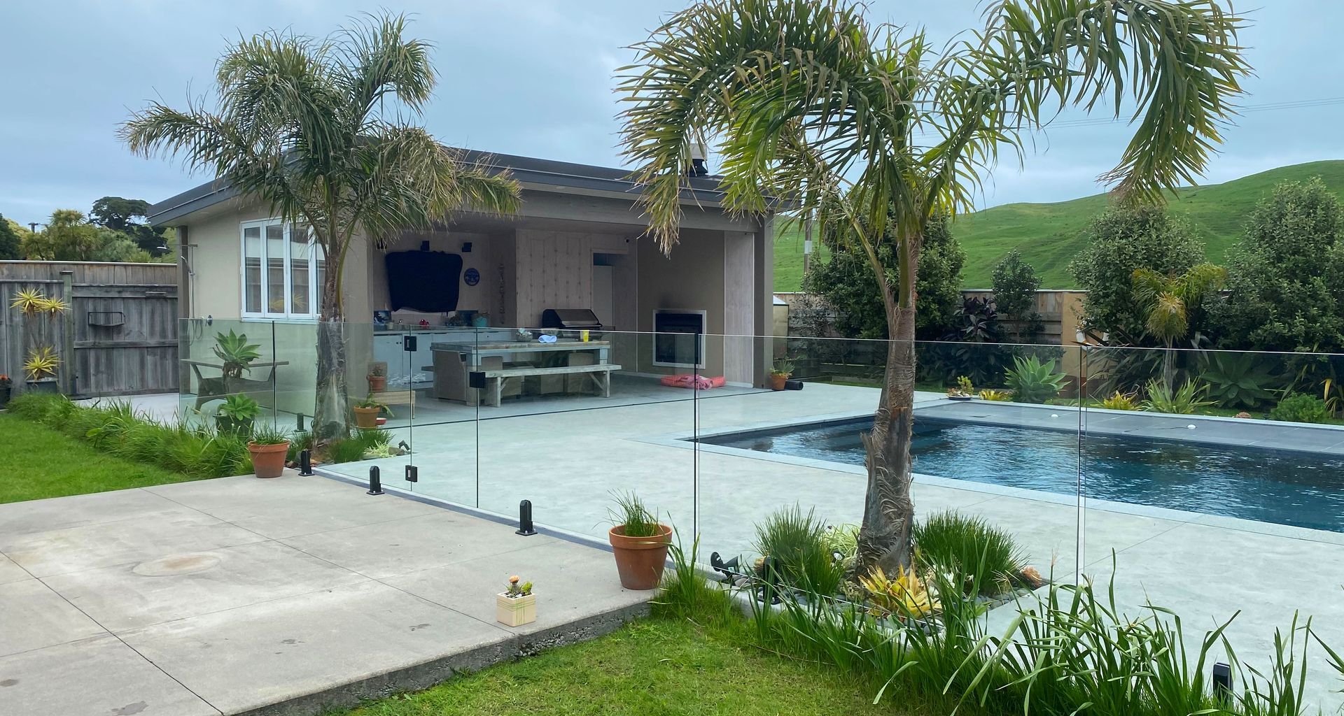 Sympathetic Pool Fencing, Gisborne  banner