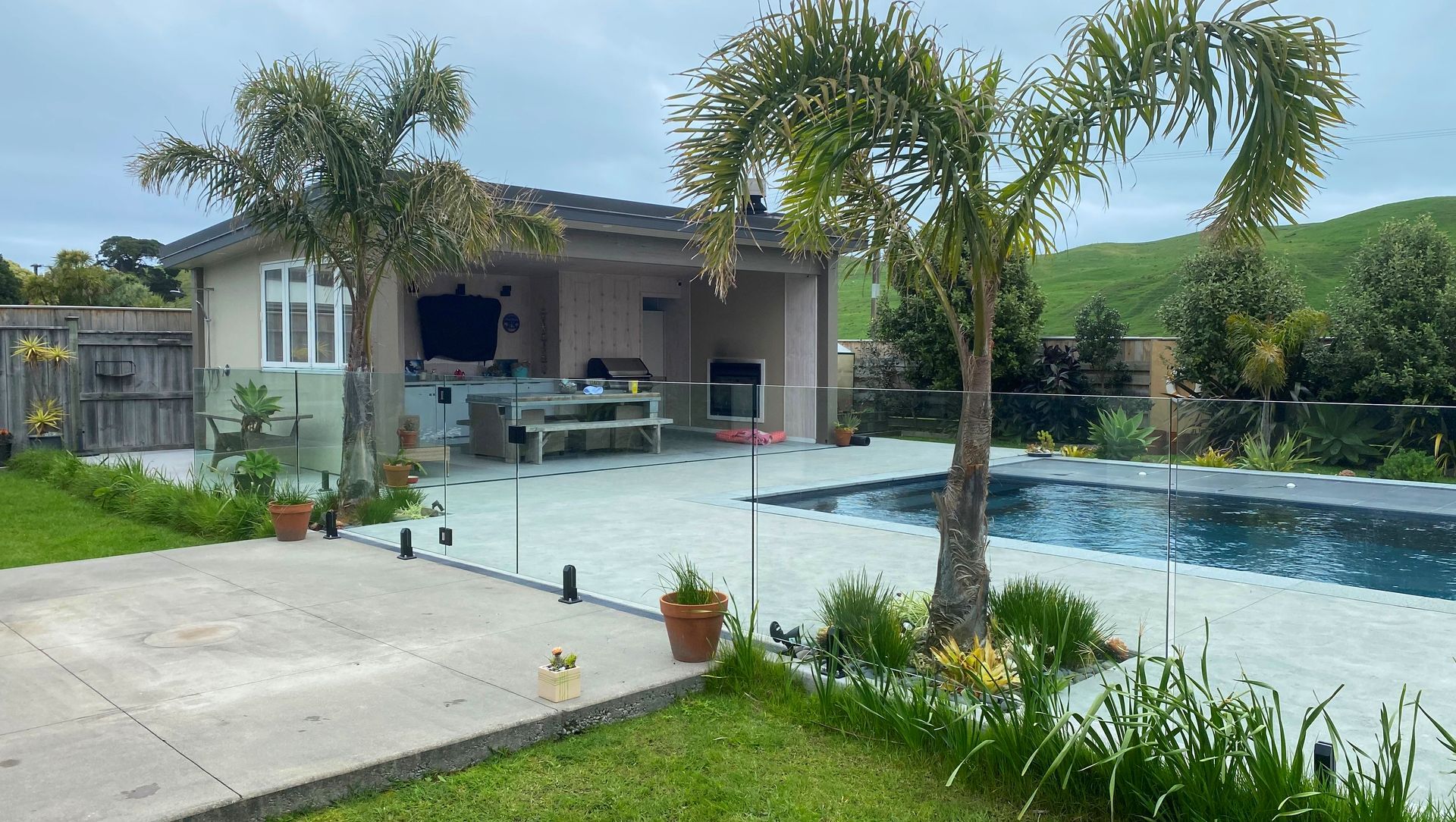 Sympathetic Pool Fencing, Gisborne  banner