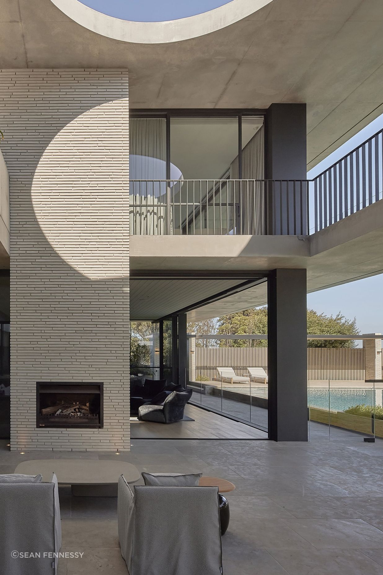 Petersen-K11-bricks-Dawn-House-Chimney-breast-min-v2.jpg