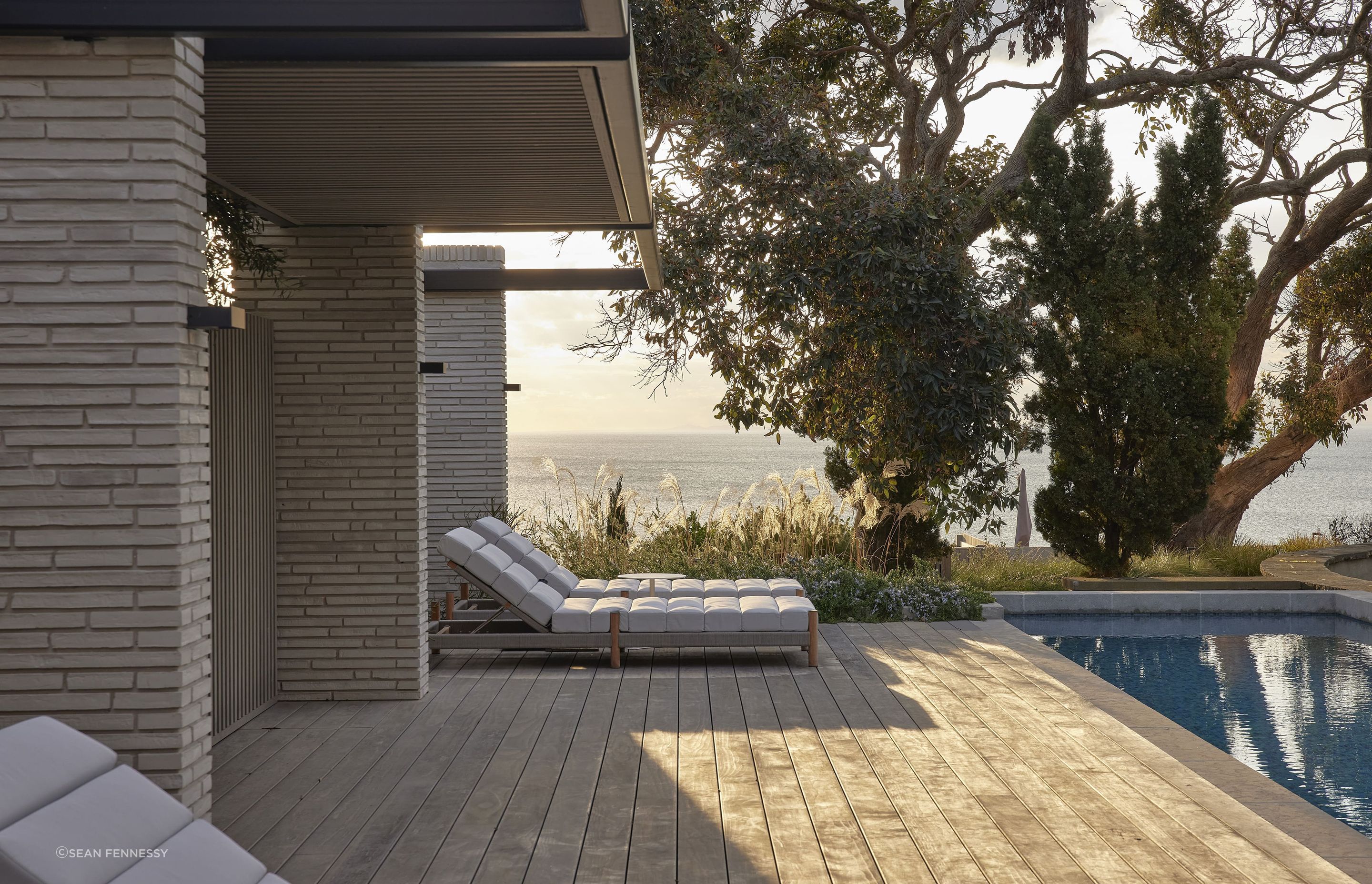 Petersen-K11-bricks-Poolside-Dawn-House-min.jpg