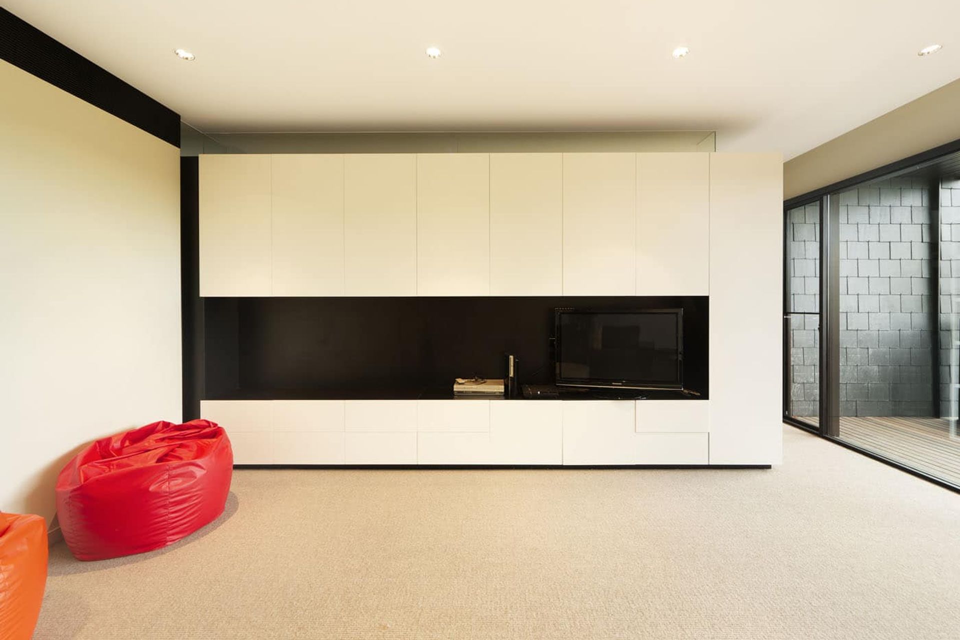 Douglas Street, Toorak