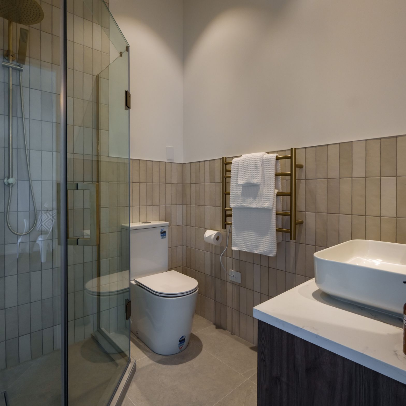 SLA2907-HDR-ap-compressed.jpg