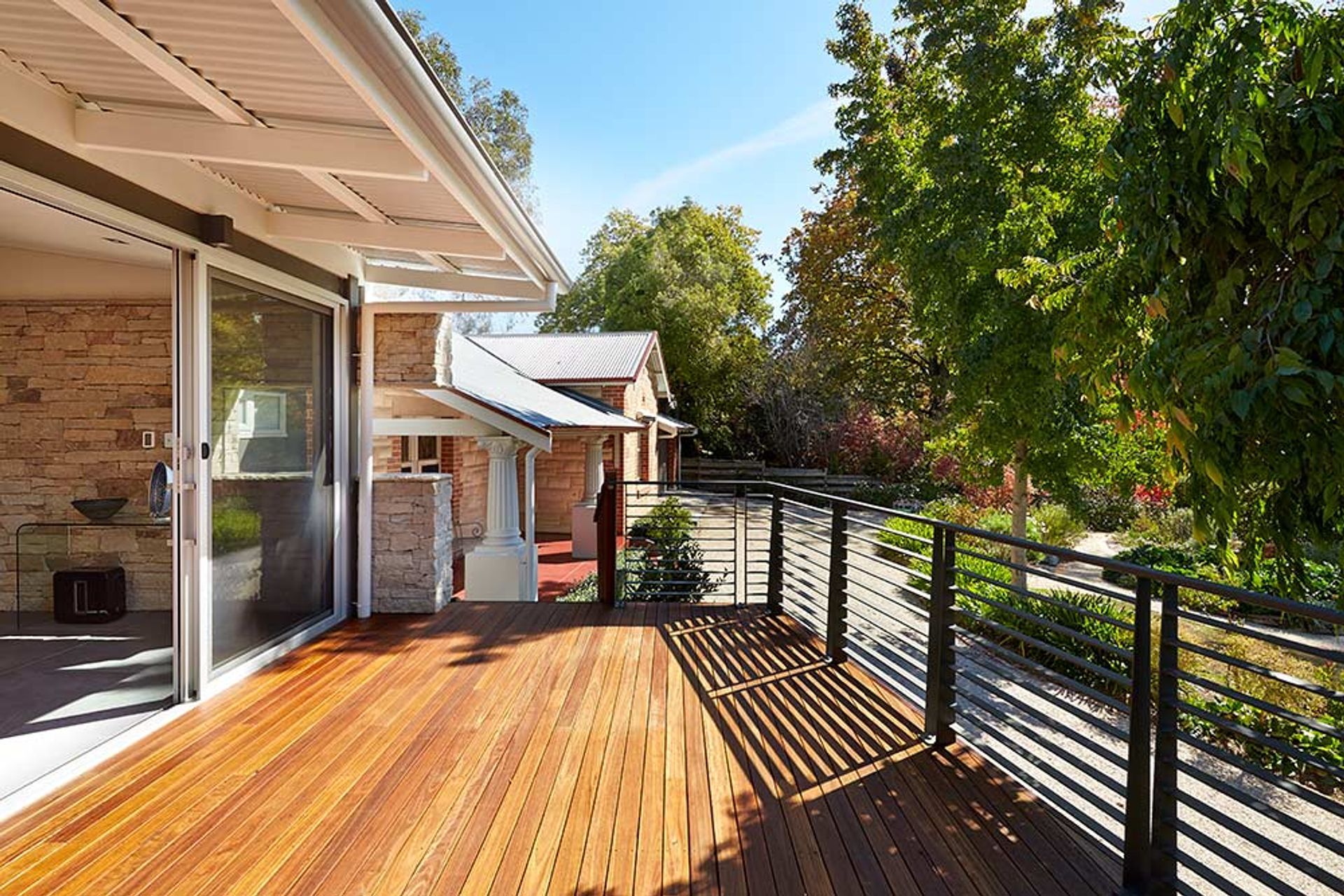 A HOUSE IN THE GARDEN